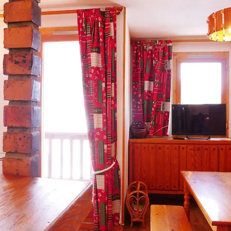 2 Pieces Pour 5 Pers. A Montchavin, Proche Commerces Et Pistes, Balcon Expose Sud/ouest - Fr-1-329-44 *