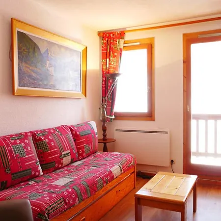 2 Pieces Pour 5 Pers. A Montchavin, Proche Commerces Et Pistes, Balcon Expose Sud/ouest - Fr-1-329-44 La Plagne