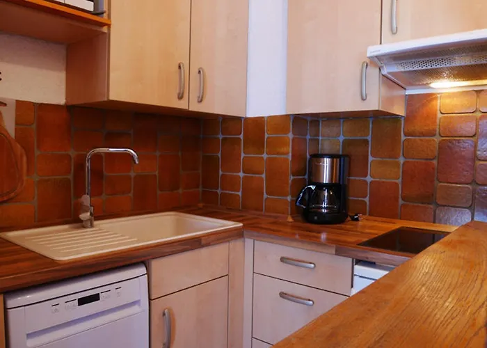 2 Pieces Pour 5 Pers. A Montchavin, Proche Commerces Et Pistes, Balcon Expose Sud/ouest - Fr-1-329-44 Daire *