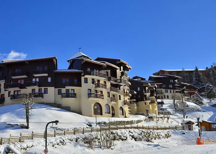 2 Pieces Pour 5 Pers. A Montchavin, Proche Commerces Et Pistes, Balcon Expose Sud/ouest - Fr-1-329-44 * La Plagne